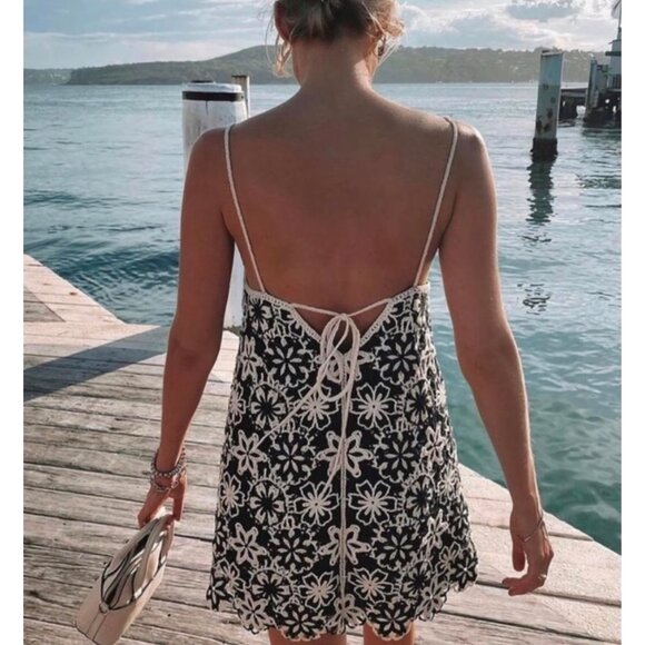 New ZARA Crochet Floral Green Mini Dress, size XS - Picture 4 of 16